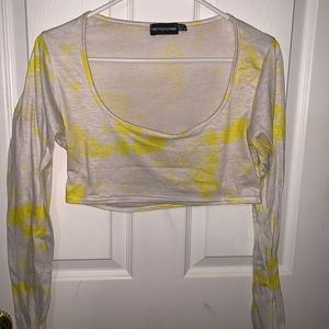 PrettyLittleThing Yellow & White Crop Top